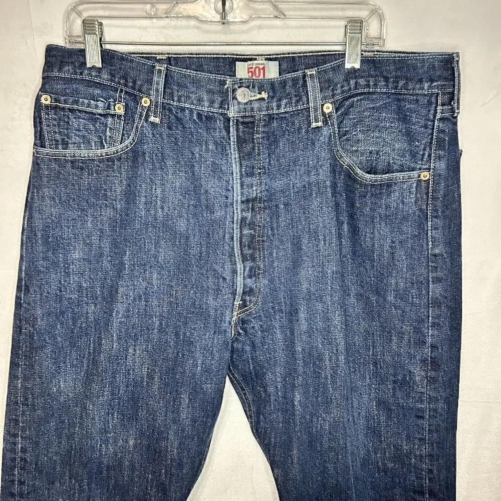 Levis 501 Jeans Regular Button Fly Straight Leg Denim Tag: 40x32 Actual: 38x30
